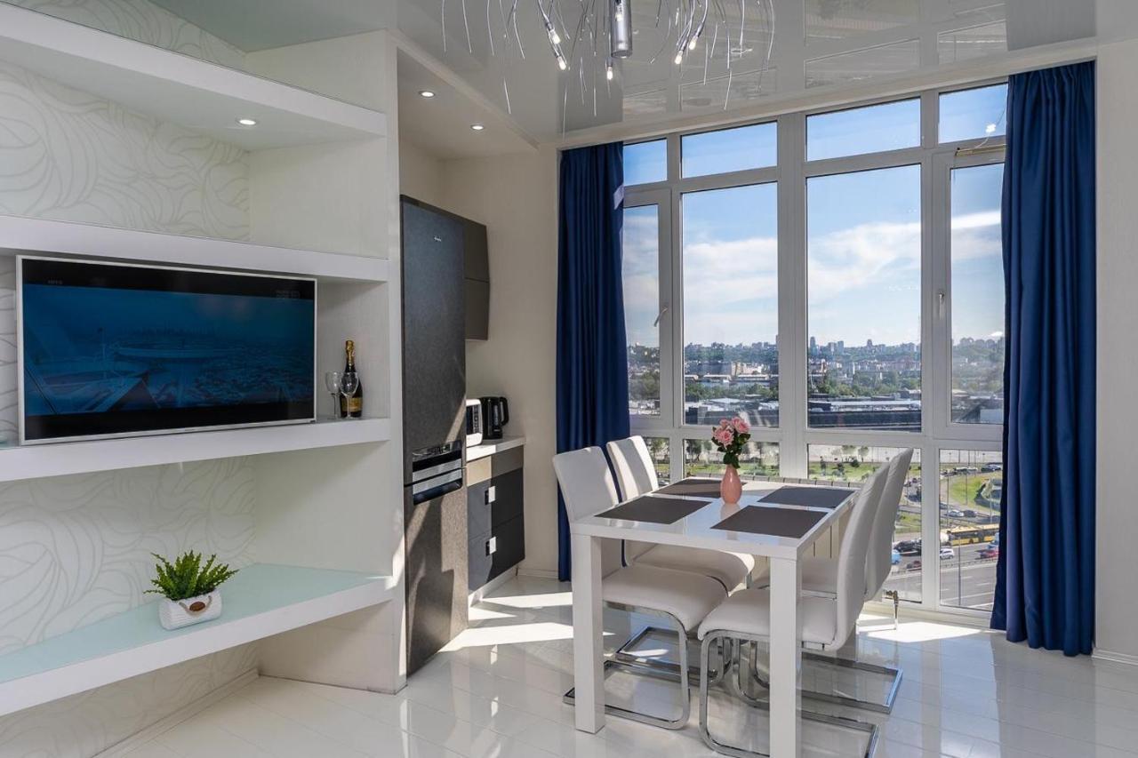 Apartment Fashionable Panoramic Dnieper. Obolon *