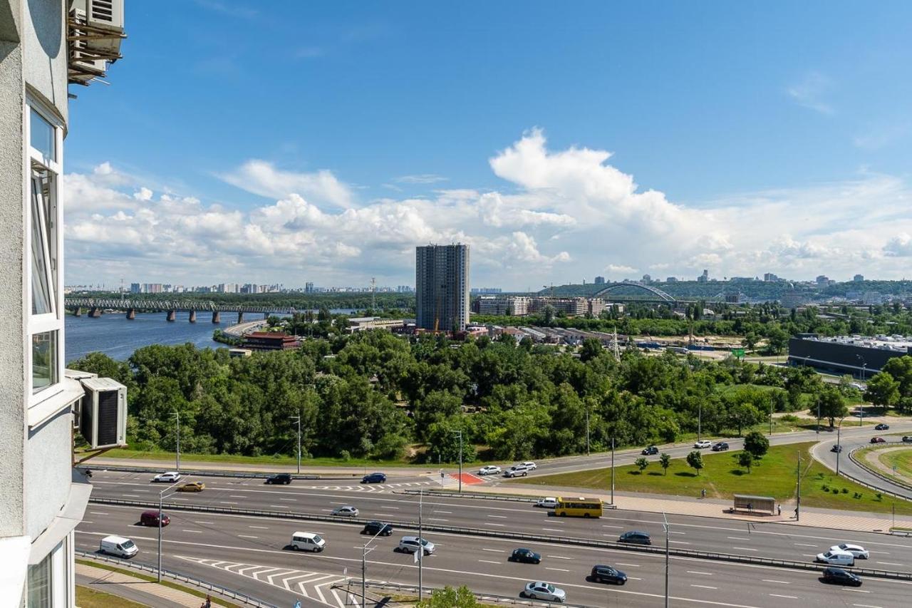 Apartment Fashionable Panoramic Dnieper. Obolon